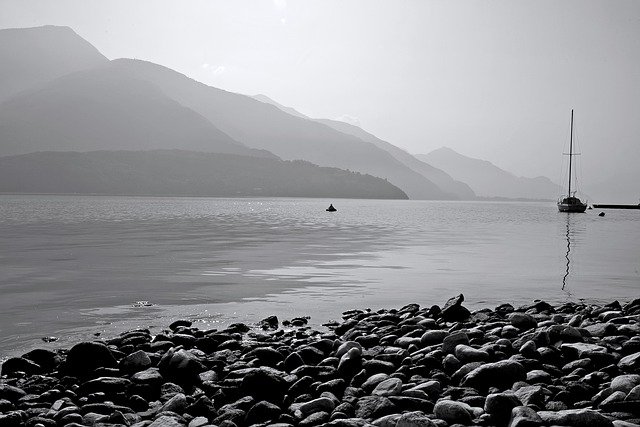 Скачать бесплатно озеро комо италия ломбардия парусная лодка бесплатное изображение для редактирования с помощью бесплатного онлайн-редактора изображений GIMP
