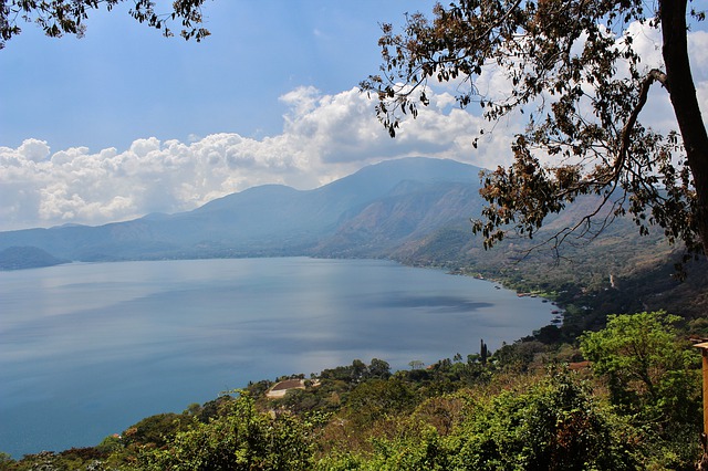 Téléchargement gratuit d'une image gratuite de l'eau du lac El Salvador Coatepeque à modifier avec l'éditeur d'images en ligne gratuit GIMP