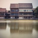Lake in front of the house  screen for extension Chrome web store in OffiDocs Chromium