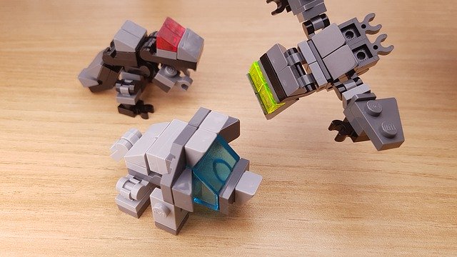 Download gratuito Lego Transformer Dinobots - foto o immagine gratuita da modificare con l'editor di immagini online GIMP