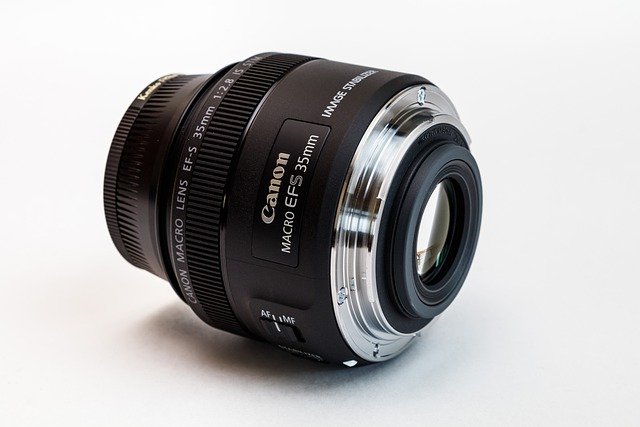 Free download lens canon macro lens ef s 35mm free picture to be edited with GIMP free online image editor