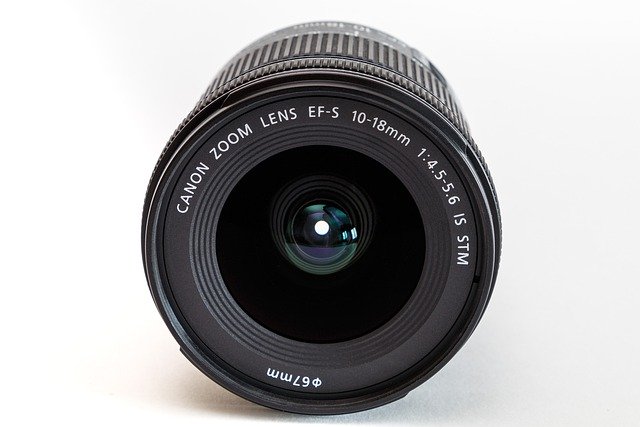 Free download lens canon zoom lens ef s 10 18mm free picture to be edited with GIMP free online image editor