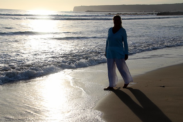 Free download lichtspiel sunset woman by the sea free picture to be edited with GIMP free online image editor