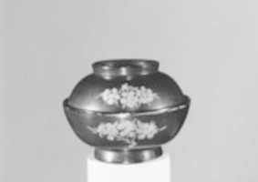 Free download Lidded Bowl free photo or picture to be edited with GIMP online image editor
