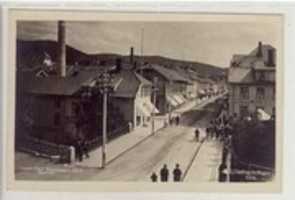 Kostenloser Download Lillehammer, Norwegen - Storgata (Big Street) und Lilletorget (Small Square) 1917 kostenloses Foto oder Bild zur Bearbeitung mit GIMP Online-Bildbearbeitung