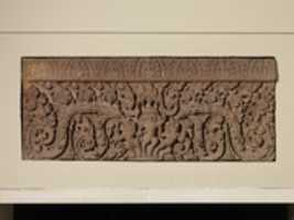 ດາວໂຫຼດ Lintel ຟຣີກັບ Carved Figures ຟຼີຮູບ ຫຼື ຮູບທີ່ຈະແກ້ໄຂດ້ວຍຕົວແກ້ໄຂຮູບພາບອອນໄລນ໌ GIMP