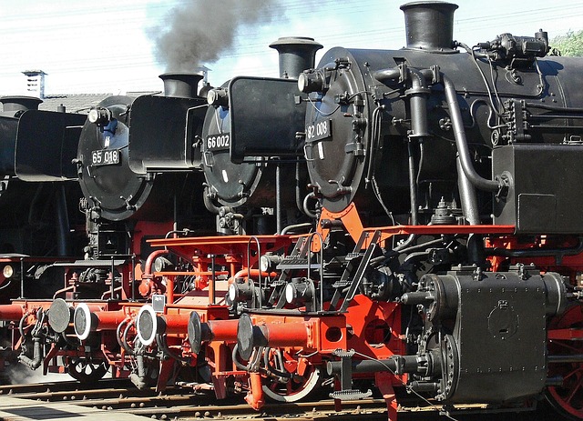 Descărcare gratuită locomotive parade locomotive cu abur poză gratuită pentru a fi editată cu editorul de imagini online gratuit GIMP