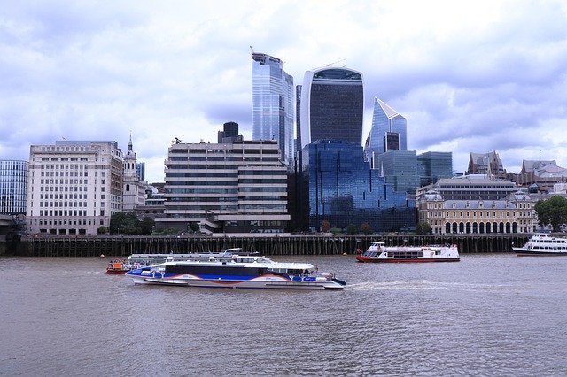 تنزيل مجاني London Business Center Thames - صورة مجانية أو صورة لتحريرها باستخدام محرر الصور عبر الإنترنت GIMP