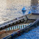 Long boat on the river  screen for extension Chrome web store in OffiDocs Chromium