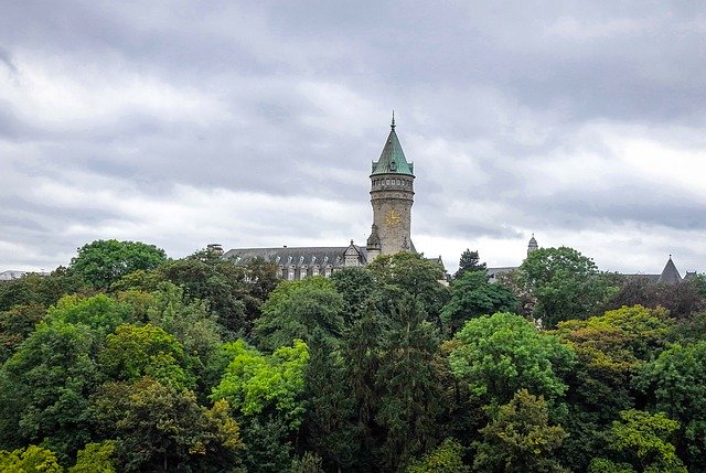 Descărcare gratuită luxembourg benelux castle eu city imagine gratuită pentru a fi editată cu editorul de imagini online gratuit GIMP