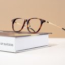 Luxurious eyeglass frames  screen for extension Chrome web store in OffiDocs Chromium