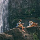 man and tiger  screen for extension Chrome web store in OffiDocs Chromium
