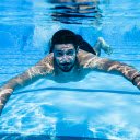 Man Swimming  screen for extension Chrome web store in OffiDocs Chromium