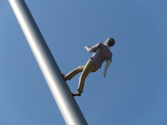 スカイスカイクライマーに歩いている無料ダウンロード男GIMP無料オンライン画像エディタで編集する無料の画像