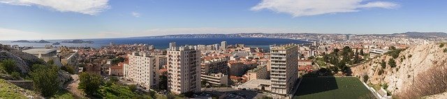 Scarica gratuitamente l'immagine gratuita della città di Marsiglia nella Francia mediterranea da modificare con l'editor di immagini online gratuito GIMP