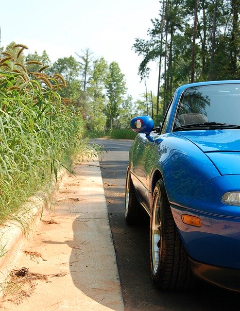 Free download mazda sports car miata mx 5 car free picture to be edited with GIMP free online image editor