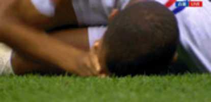 Free download Mbappe falls cause conflict between Uruguay and France-share by bongdalu free photo or picture to be edited with GIMP online image editor