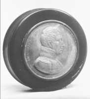 ດາວ​ໂຫຼດ​ຟຣີ Medallion of the Marquis de Lafayette ຮູບ​ພາບ​ຫຼື​ຮູບ​ພາບ​ທີ່​ຈະ​ໄດ້​ຮັບ​ການ​ແກ້​ໄຂ​ທີ່​ມີ GIMP ອອນ​ໄລ​ນ​໌​ບັນ​ນາ​ທິ​ການ​ຮູບ​ພາບ​.