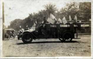 Free download Metropolis Illinois Fire Department 1915-1921 International Model F/G Fire Engine free photo or picture to be edited with GIMP online image editor