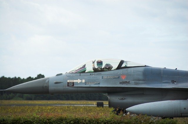 Free download military f16 aviation fighter jet free picture to be edited with GIMP free online image editor