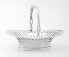 Free download Miniature cake basket free photo or picture to be edited with GIMP online image editor