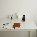 Minimalist Desk Setup: Simplicity and Focus for a Productive Workspace  screen for extension Chrome web store in OffiDocs Chromium