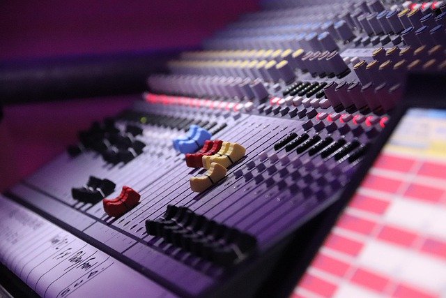 Free download mixer dj audio music disco free picture to be edited with GIMP free online image editor