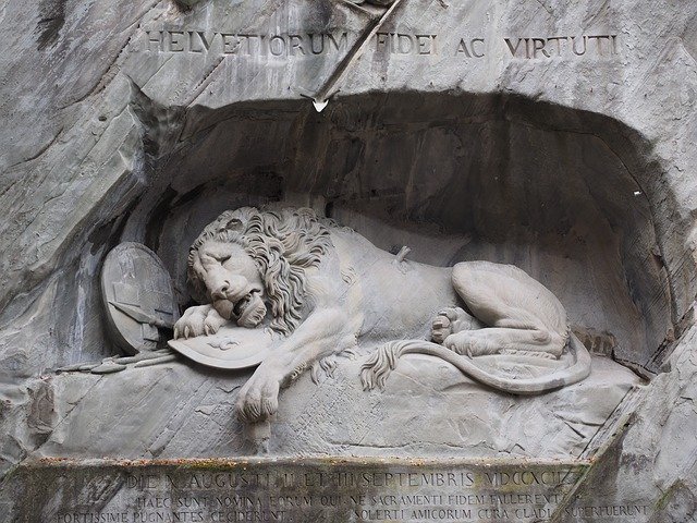 Free download monument lion monument lion dying free picture to be edited with GIMP free online image editor