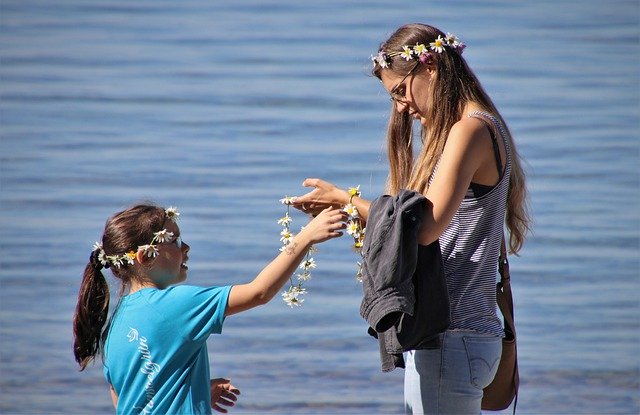 Free download mother s day love flower crown free picture to be edited with GIMP free online image editor