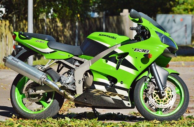 Ücretsiz indir motosiklet kawasaki zx6r egzoz ücretsiz resim GIMP ücretsiz çevrimiçi resim düzenleyici ile düzenlenebilir