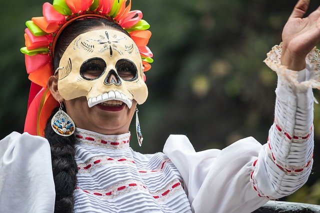 GIMP ücretsiz çevrimiçi resim düzenleyiciyle düzenlenecek ücretsiz indir muertos festival di mexican ücretsiz resmi