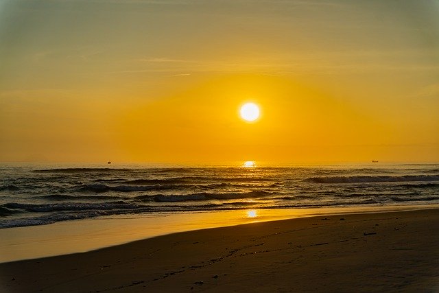 Free download nature sea beach sun sunset dusk free picture to be edited with GIMP free online image editor