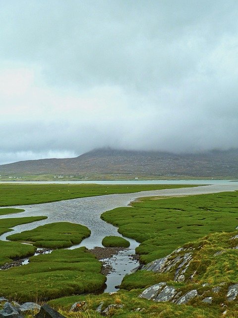 免费下载自然溪流山脉风景免费图片可使用 GIMP 免费在线图像编辑器进行编辑