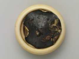 Free download Netsuke in the Shape of Crab on a Lotus Leaf free photo or picture to be edited with GIMP online image editor