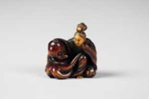 Free download Netsuke of Octopus and Woman free photo or picture to be edited with GIMP online image editor