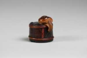 ດາວໂຫຼດຟຣີ Netsuke of Snail on a Box ຟຣີຮູບ ຫຼືຮູບທີ່ຈະແກ້ໄຂດ້ວຍຕົວແກ້ໄຂຮູບພາບອອນໄລນ໌ GIMP