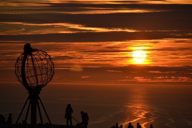 Téléchargement gratuit du coucher de soleil en Norvège, le monde a de l'eau, image gratuite à modifier avec l'éditeur d'images en ligne gratuit GIMP