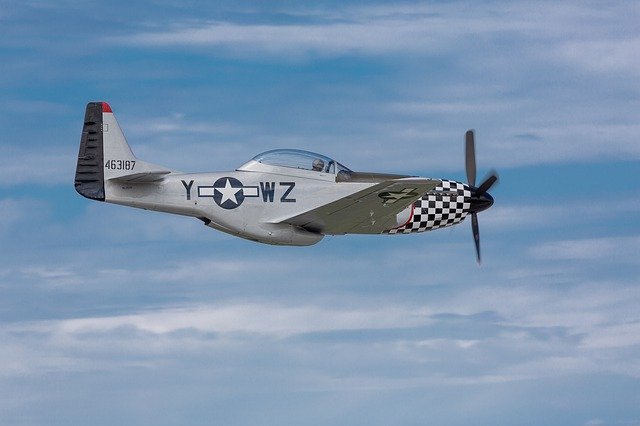 Free download p51 p 51 mustang aircraft airplane free picture to be edited with GIMP free online image editor