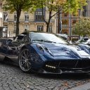 Pagani Huayra Roadster: A Symphony of Italian Artistry and Performance  screen for extension Chrome web store in OffiDocs Chromium
