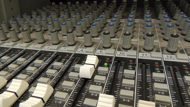 دانلود رایگان پانل صدا موسیقی تجهیزات صوتی تصویر رایگان برای ویرایش با ویرایشگر تصویر آنلاین رایگان GIMP