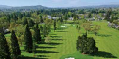 ดาวน์โหลด Pebble beach golf ฟรีรูปภาพหรือรูปภาพที่จะแก้ไขด้วยโปรแกรมแก้ไขรูปภาพออนไลน์ GIMP