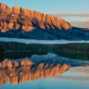 photo captures a stunning mountain landscape  screen for extension Chrome web store in OffiDocs Chromium