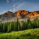 Photo Of Trees And Mountain  screen for extension Chrome web store in OffiDocs Chromium