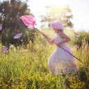 Picking flowers to catch butterflies  screen for extension Chrome web store in OffiDocs Chromium