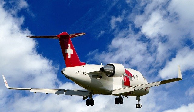 تحميل مجاني طائرة Swiss Air Rescue Rega HB JWC صورة مجانية ليتم تحريرها باستخدام محرر الصور المجاني على الإنترنت GIMP