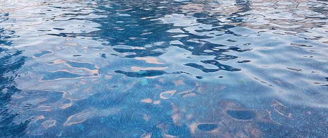 دانلود رایگان Pool Water Blue - عکس یا تصویر رایگان برای ویرایش با ویرایشگر تصویر آنلاین GIMP
