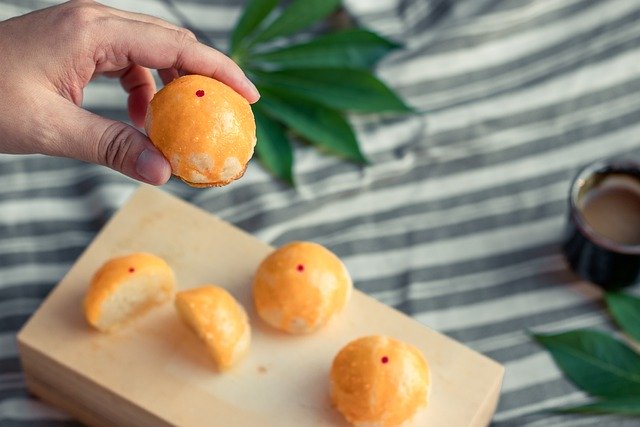 Бесплатно скачать картофельную булочку с солеными яичными грибами бесплатное изображение для редактирования с помощью бесплатного онлайн-редактора изображений GIMP