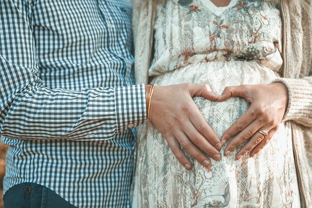 Free download pregnant belly couple love free picture to be edited with GIMP free online image editor
