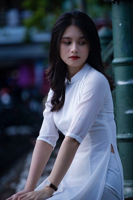 Free download pretty woman beauty model pose free picture to be edited with GIMP free online image editor