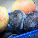 Purple plum and apple  screen for extension Chrome web store in OffiDocs Chromium